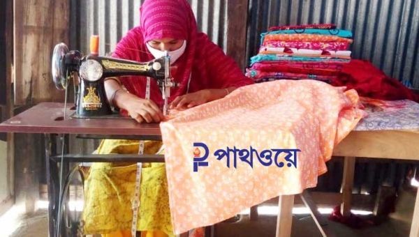 Sewing training activities for third genders on behalf of Pathway Sewing training activities for third genders on behalf of Pathway