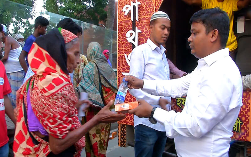 Iftar Distribution - Kamlapur